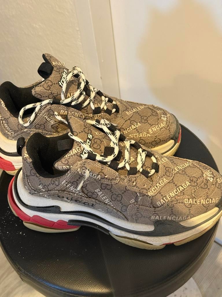 Balenciaga x Gucci Triple S Sneakers, Kleding | Heren, Schoenen, Ophalen of Verzenden, Gedragen, Bruin, Sneakers of Gympen