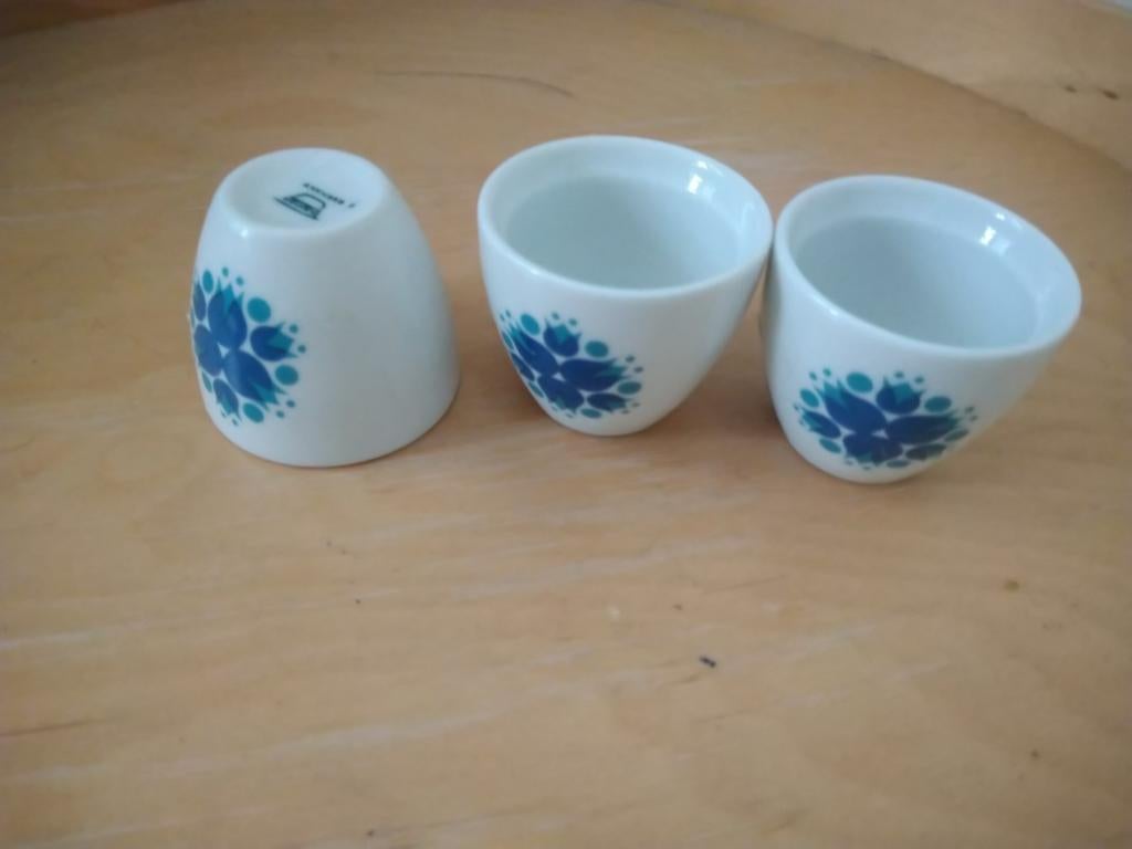 Drie retro Thomas eierdopjes, Ophalen of Verzenden