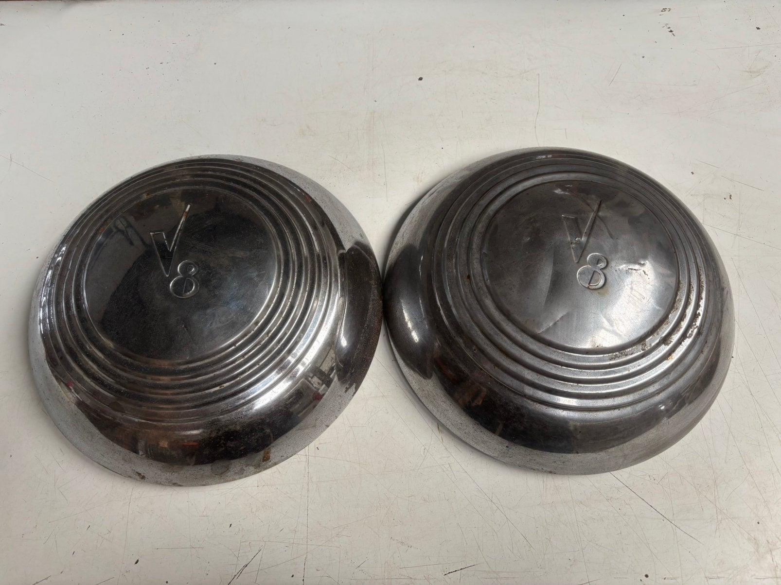 Wieldoppen v8 2 stuks, Auto diversen, Ophalen of Verzenden, Zo goed als nieuw