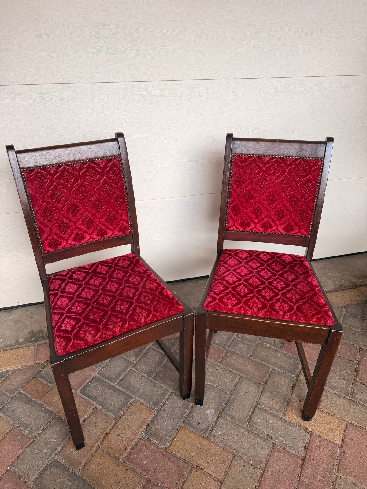 Set van 2 Vintage Stoelen met Rood Fluweel, Ophalen