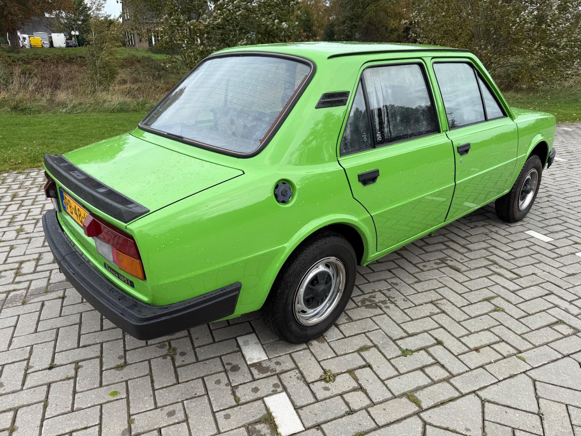 Skoda Sedan 105 L , eerste eigenaar oldtimer, foto 2