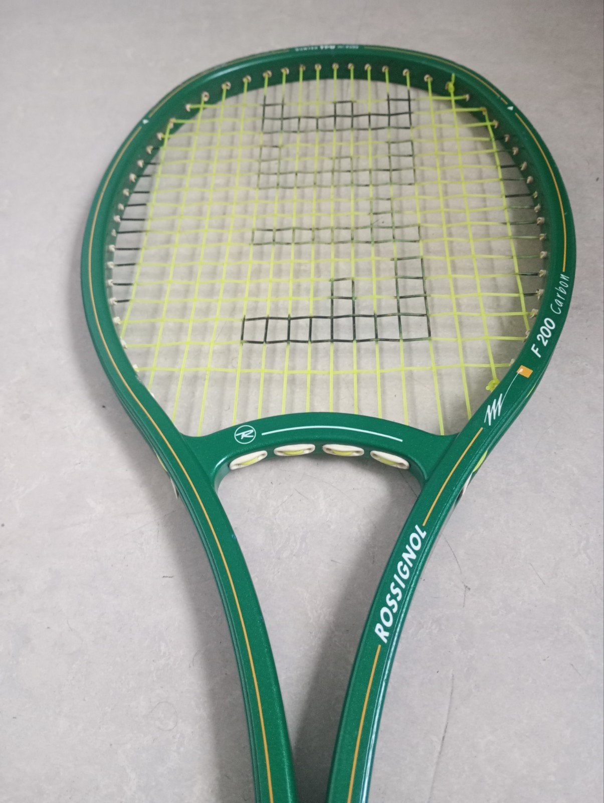 Vintage Rossignol Tennisracket F200 Carbon Mats, Sport en Fitness, Tennis, Overige merken, Gebruikt, Ophalen of Verzenden, Racket