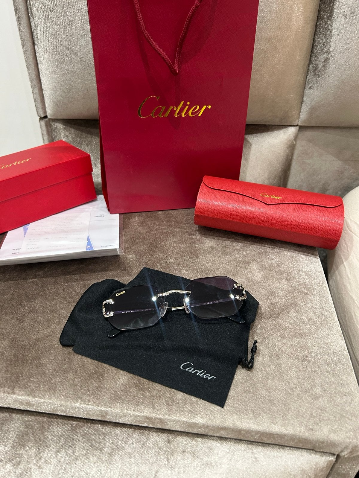 Nieuwe Cartier bril met bon en factuur, Overige merken, Zonnebril, Zwart, Ophalen of Verzenden