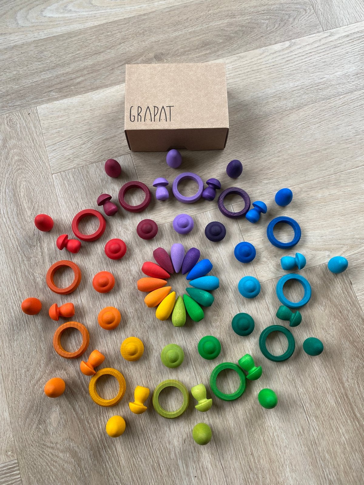 Grapat ringen en houten figuren, Ophalen of Verzenden, Zo goed als nieuw, Overige typen