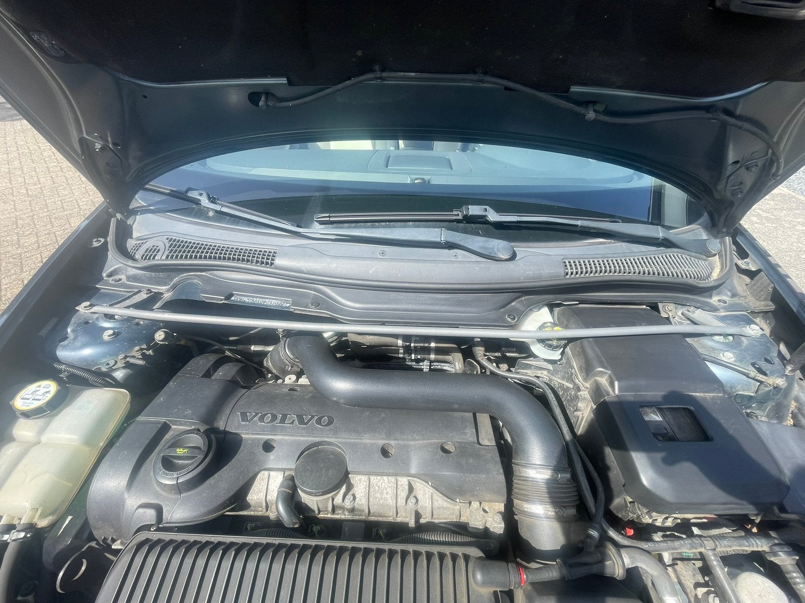 Volvo v50 / s40 / c30 veerpootbrug / strongstrut, Ophalen, Zo goed als nieuw