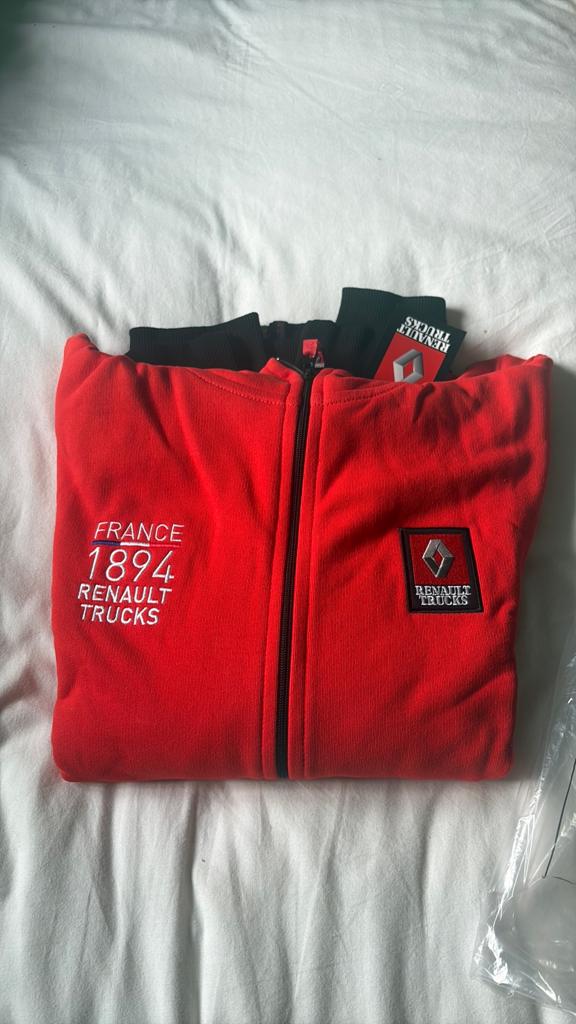 Renault Trucks Vest .Nieuw met labels - Maat M, Ophalen of Verzenden, Nieuw, Maat 48/50 (M), Rood