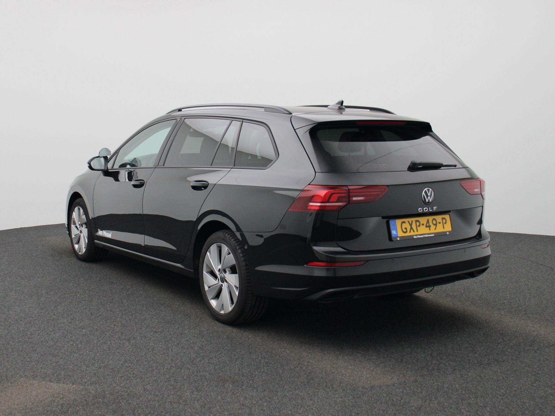 Volkswagen Golf Variant 1.5 TSI Life Edition | EM | 130 PK |, Voorwielaandrijving, 12 maanden, Stof, 1498 cc