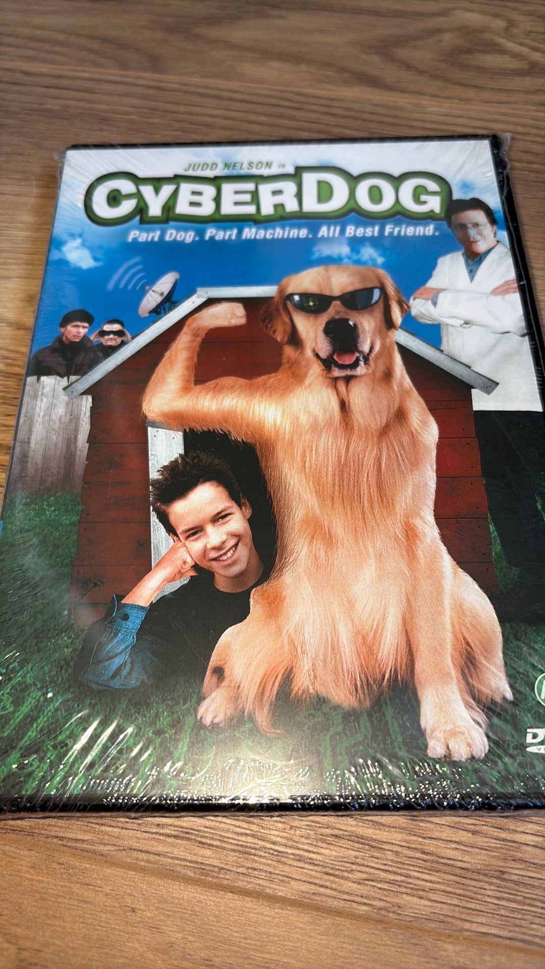 Cyberdog nieuw in seal! Met Judd Nelson (Breakfast Club)., Ophalen of Verzenden, Zo goed als nieuw