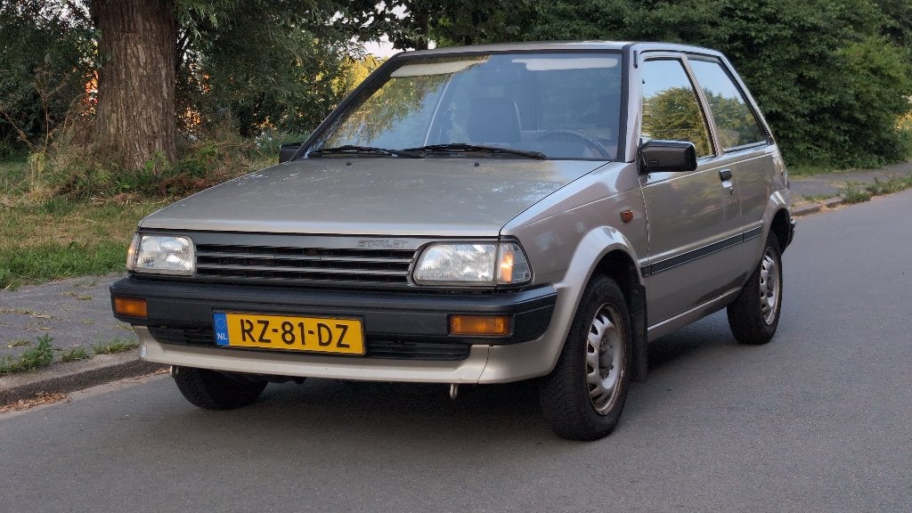 Toyota Starlet 1.3 XL | APK | NAP 147.000km | Nette Oldtimer, Auto's, Stof, 74 pk, Zwart, Starlet
