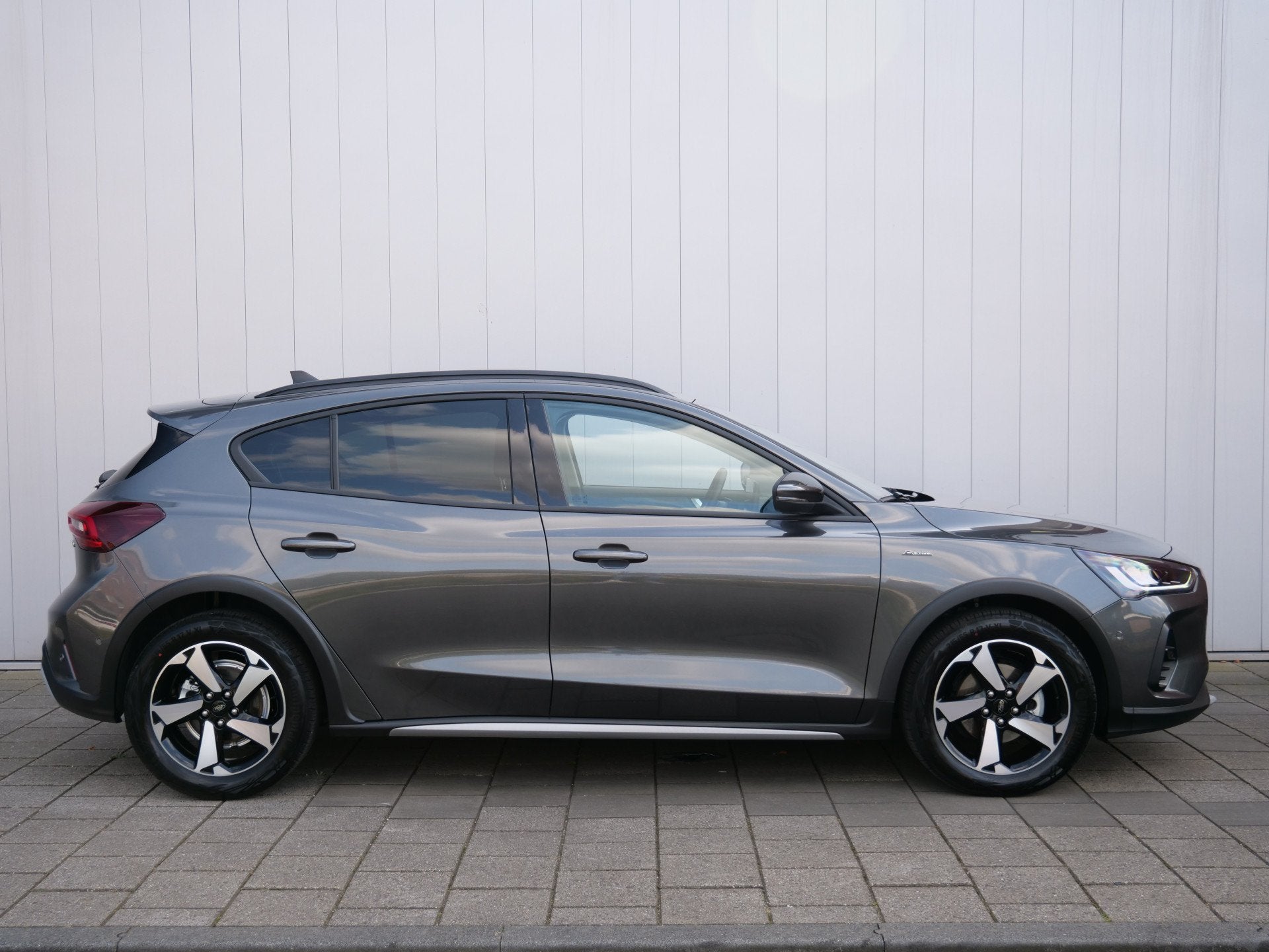 Ford Focus 1.0 EcoBoost Mild Hybride Active Navi / DAB / App, Auto's, Ford, Stof, 1338 kg, 19 km/l, Hybride Elektrisch/Benzine