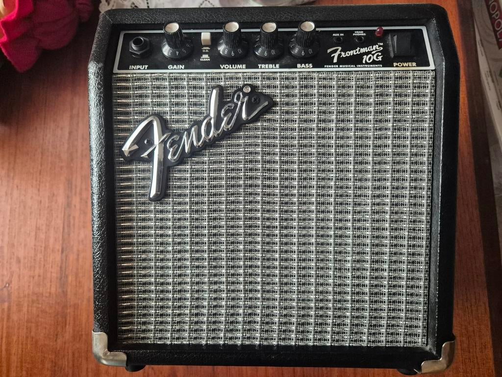 Fender Frontman 10G Gitaarversterker, Ophalen of Verzenden, Zo goed als nieuw, Gitaar, Minder dan 50 watt