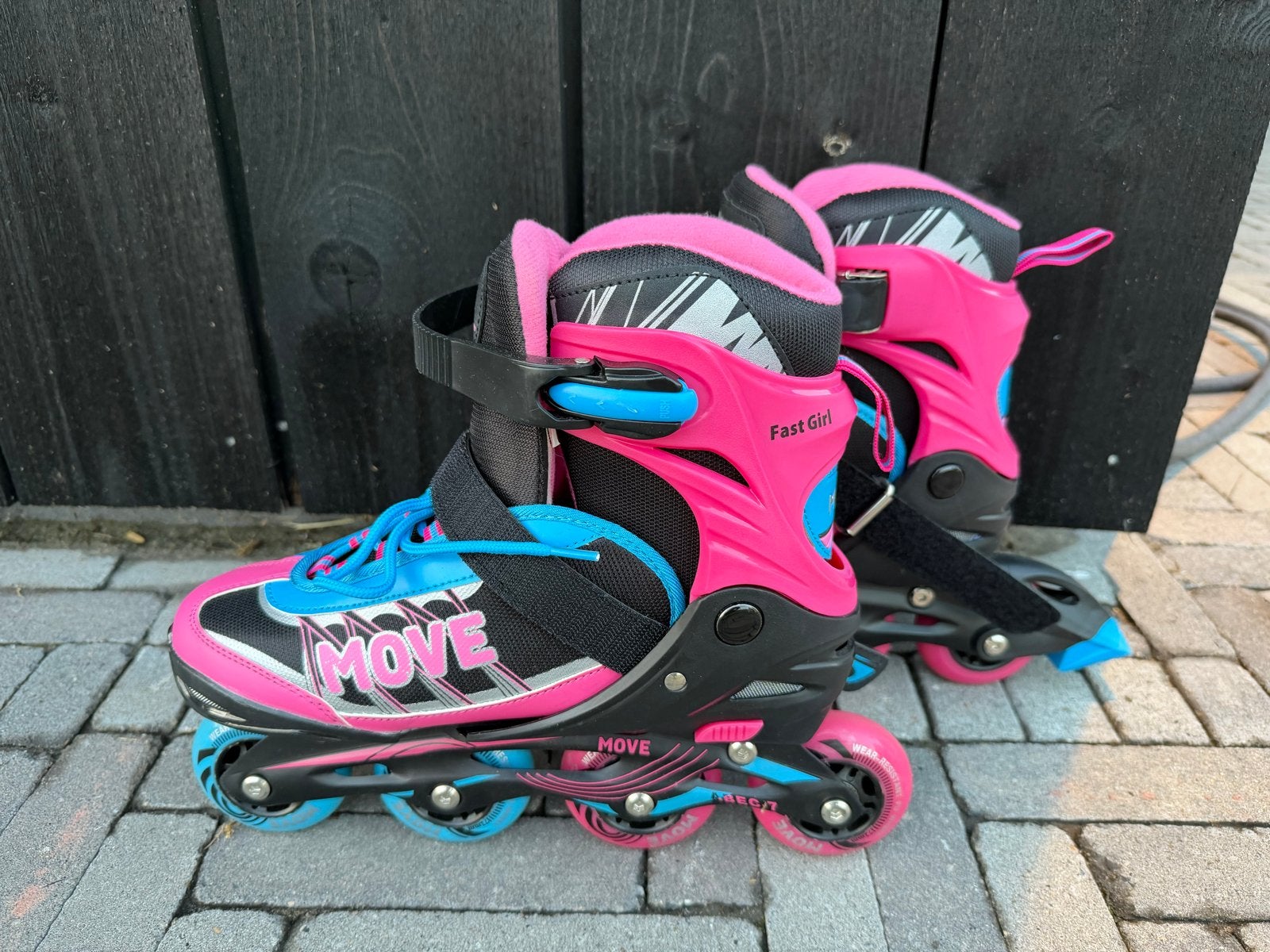 Skeelers inlineskates merk Move, maat verstelbaar 38 t/m 41, Kinderen, Overige typen, Ophalen, Overige merken