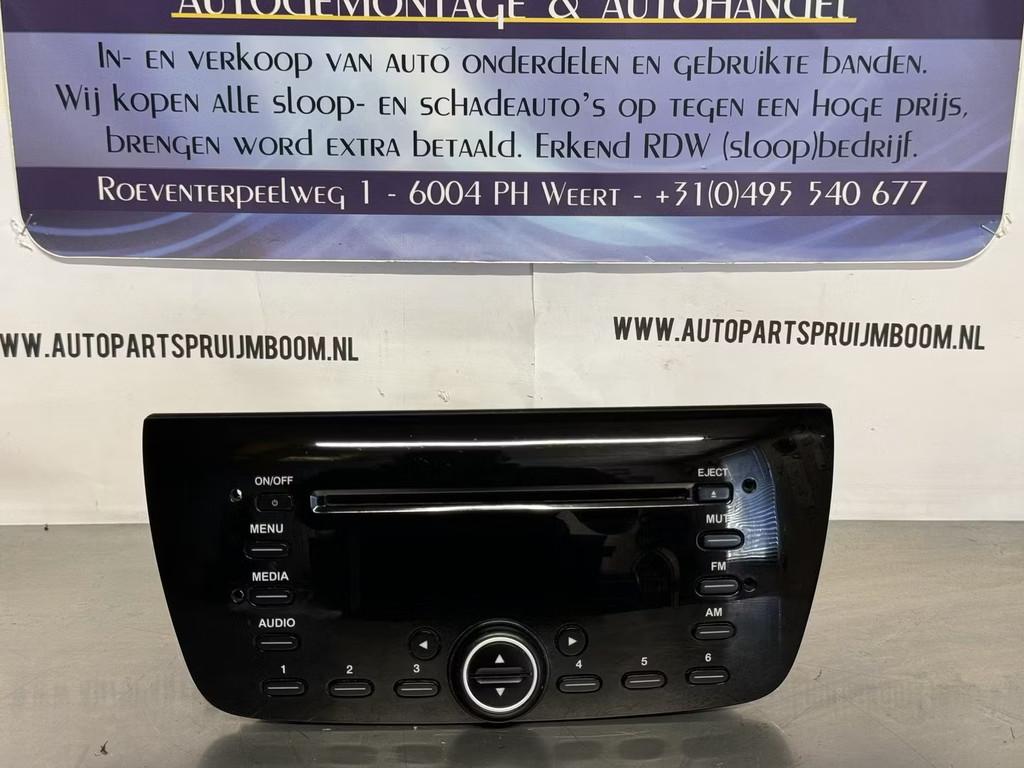 Seat Ibiza radio cd 2008-2015, Auto-onderdelen, Gebruikt, Autovia A-2, Km 585 585
08760  Martorell, ES, Ophalen of Verzenden, SEAT S.A.