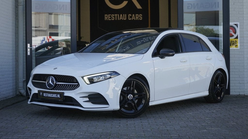 Mercedes-Benz A-klasse 200 AMG AUTOMAAT-CLIMA-CRUISE-MBUX-NA, Auto's, Mercedes-Benz, Gebruikt, 4 cilinders, 1600 kg, 685 kg