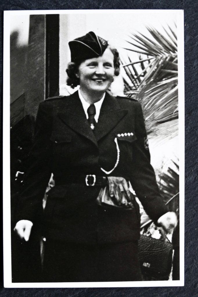 Koningin Juliana, opening Buitenzorg, Ned Padvindsters Gilde, Verzenden, 1940 tot 1960, Ongelopen, Politiek en Historie