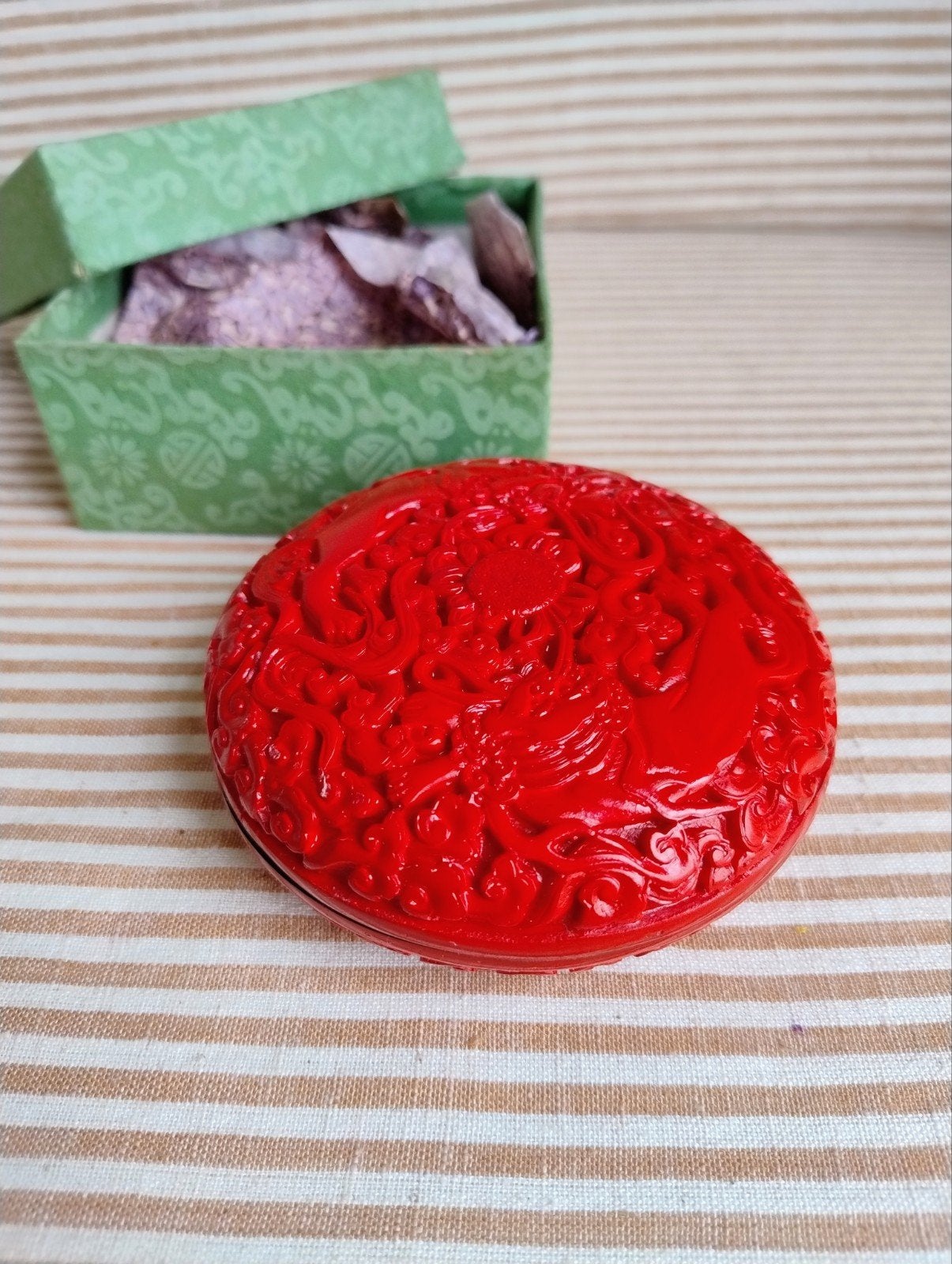 Prachtig! Grote originele lak doos China Cinnaber gesneden, Antiek en Kunst, Ophalen of Verzenden