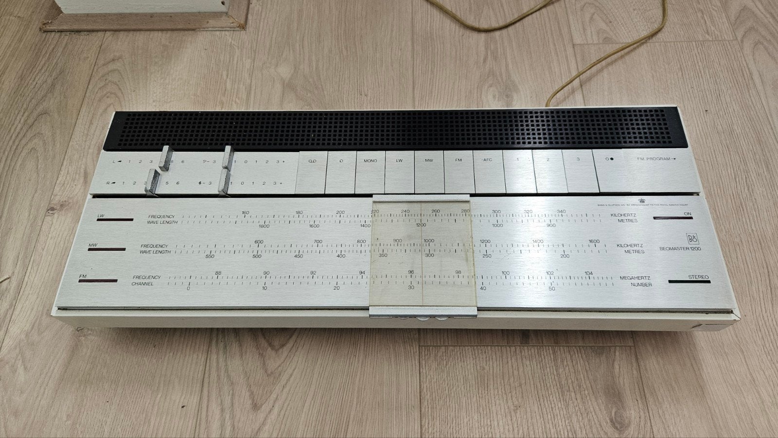 Beomaster 1200 opknapper Bang Olufsen, Audio, Tv en Foto, Radio's, Ophalen