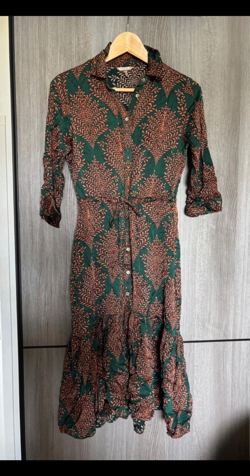 nieuwe jurk esqualo maat 34, Bruin, Ophalen of Verzenden, Maat 34 (XS) of kleiner, Onder de knie