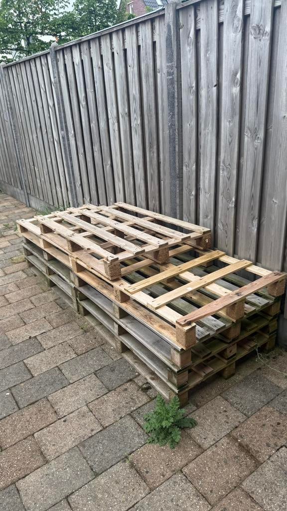 Pallets gratis af te halen! 13 stuks, Ophalen, Zo goed als nieuw, Pallet, Minder dan 200 cm