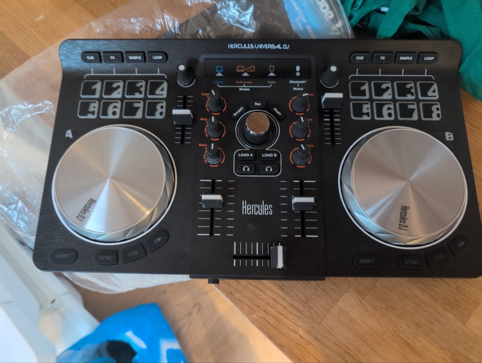 hercules universal dj controller., Ophalen of Verzenden, Zo goed als nieuw, Overige merken