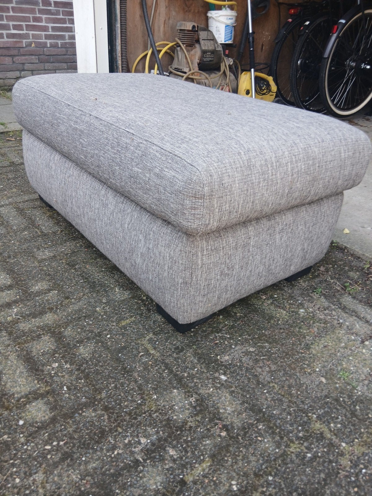 TEAB leuke poef, Ophalen of Verzenden, Vierkant, 50 tot 75 cm, 50 tot 75 cm
