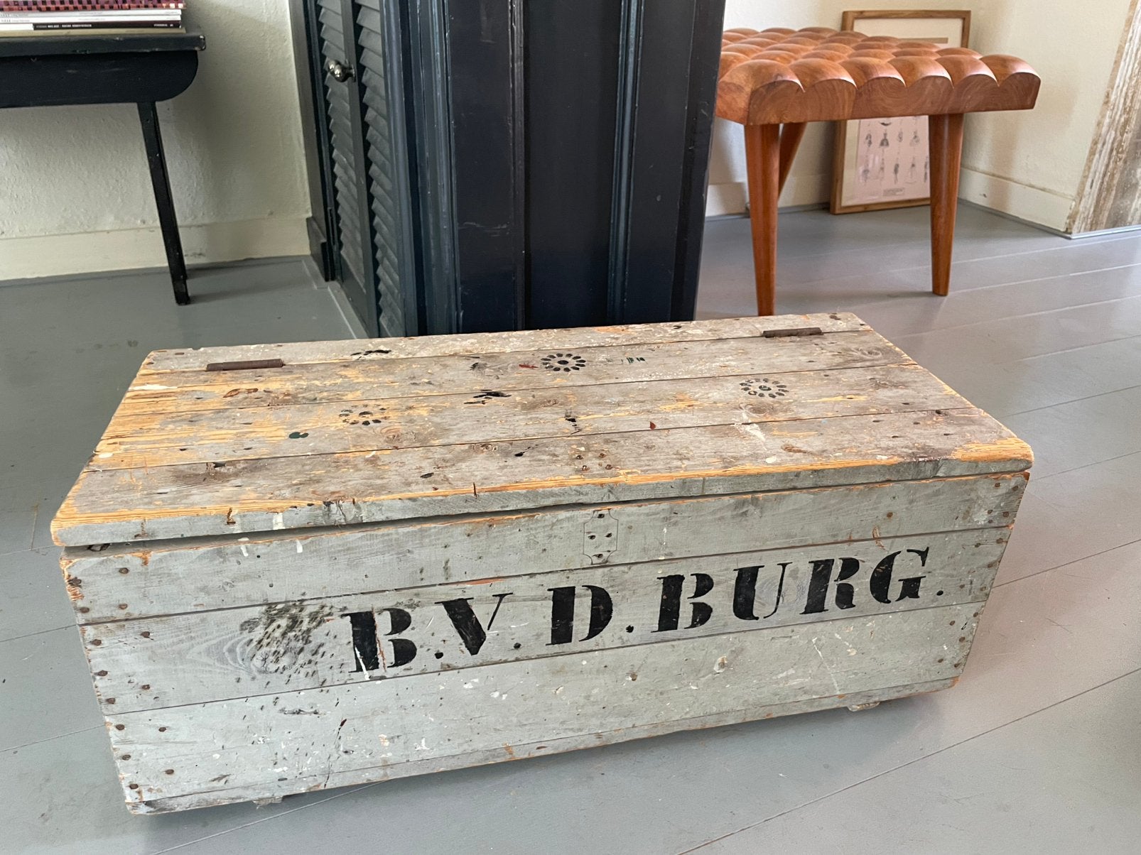 Brocante kist, Ophalen