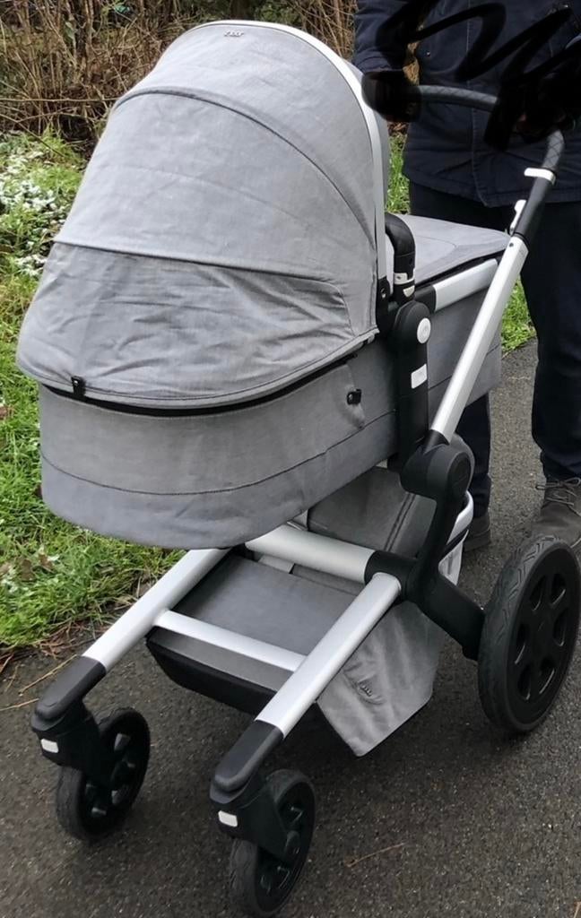 Graphite Joolz Day2 Studio – met reiswieg & zitgedeelte, Kinderen en Baby's, Kinderwagens en Combinaties, Ophalen, Zo goed als nieuw