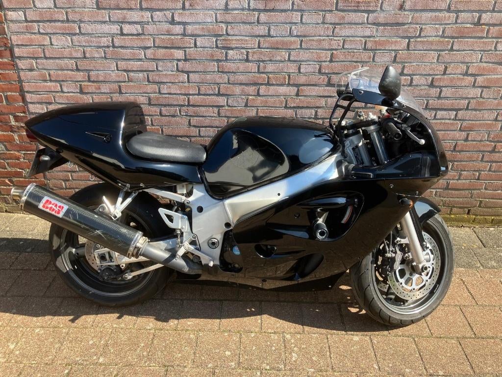Suzuki gsx-r 600 SRAD, Motoren, Motoren | Suzuki, Sportuitlaat, 4 cilinders, Motorrijbewijs A, Super Sport