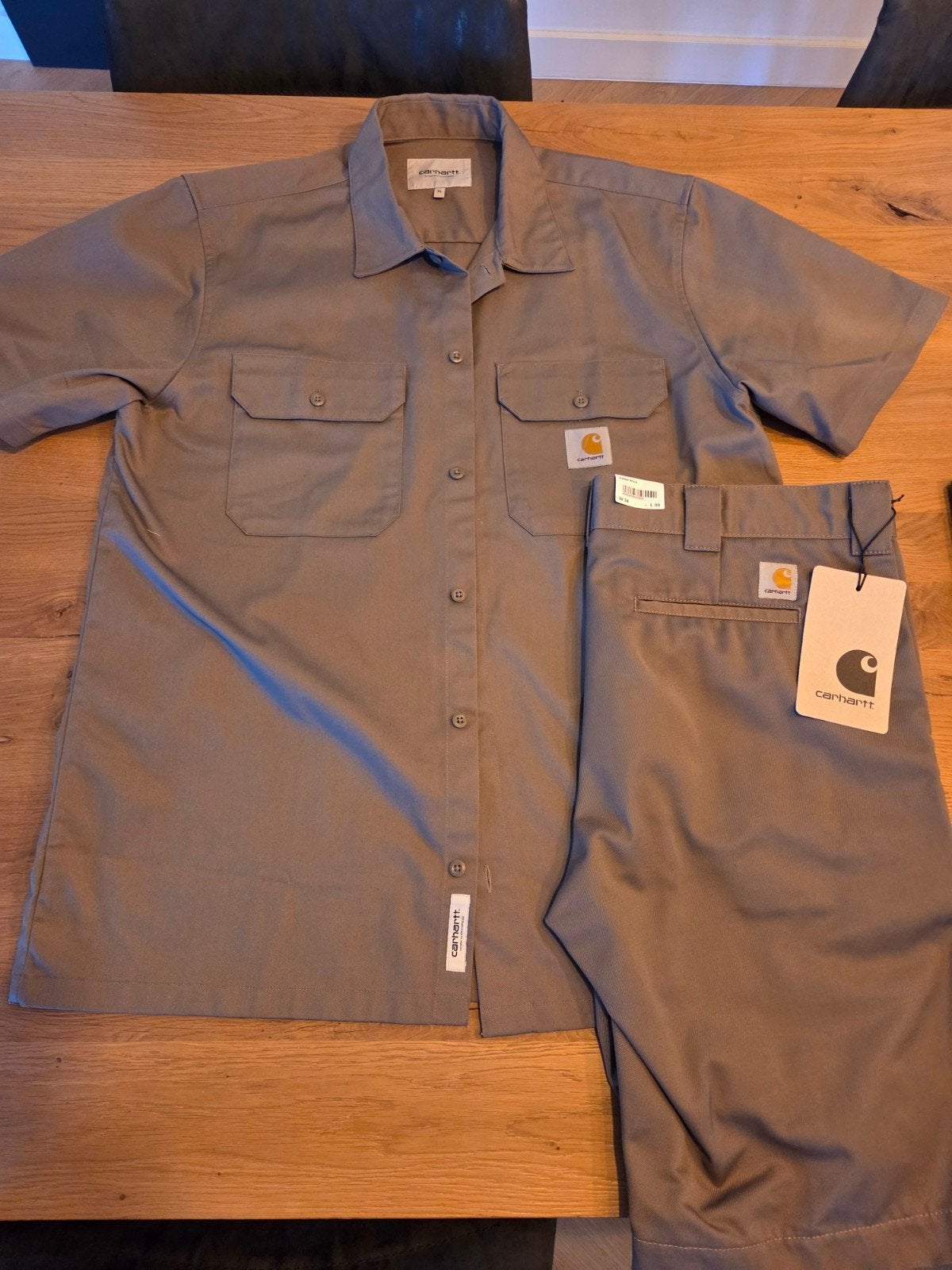 Carhartt korte broek, spijker blouse/ overhemd. Nieuw!!, Carhartt, Nieuw, Ophalen of Verzenden, W33 - W34 (confectie 48/50)