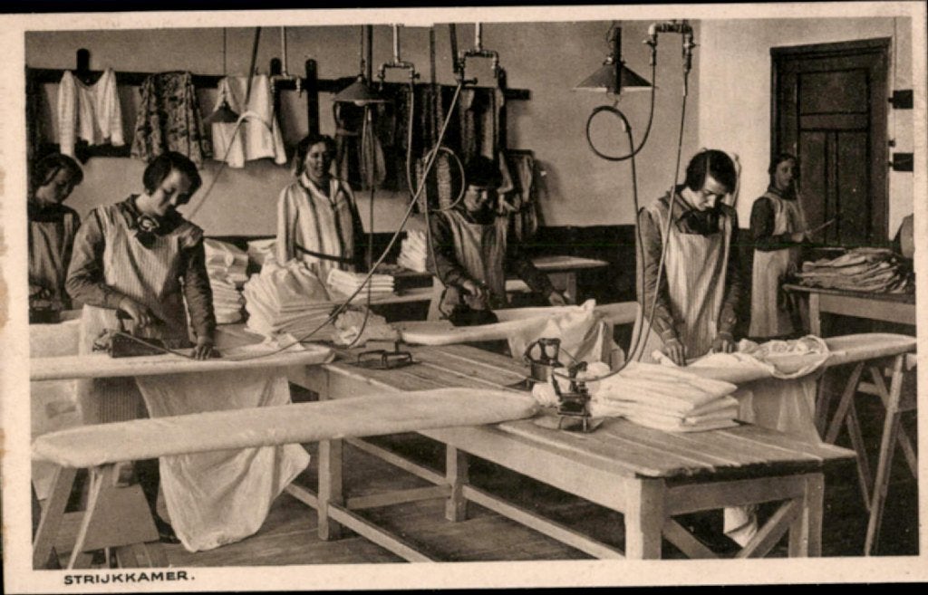Nijmegen KVR06 1424  Neerbosch, Drukkerij, Ophalen of Verzenden, 1940 tot 1960, Ongelopen, Gelderland