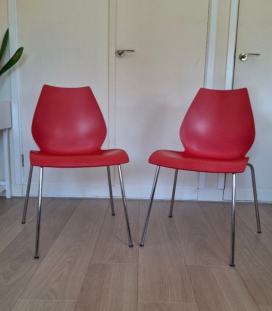 Twee design stoelen , rood, van Kartell. Type Maui., Ophalen, Gebruikt, Rood, Twee