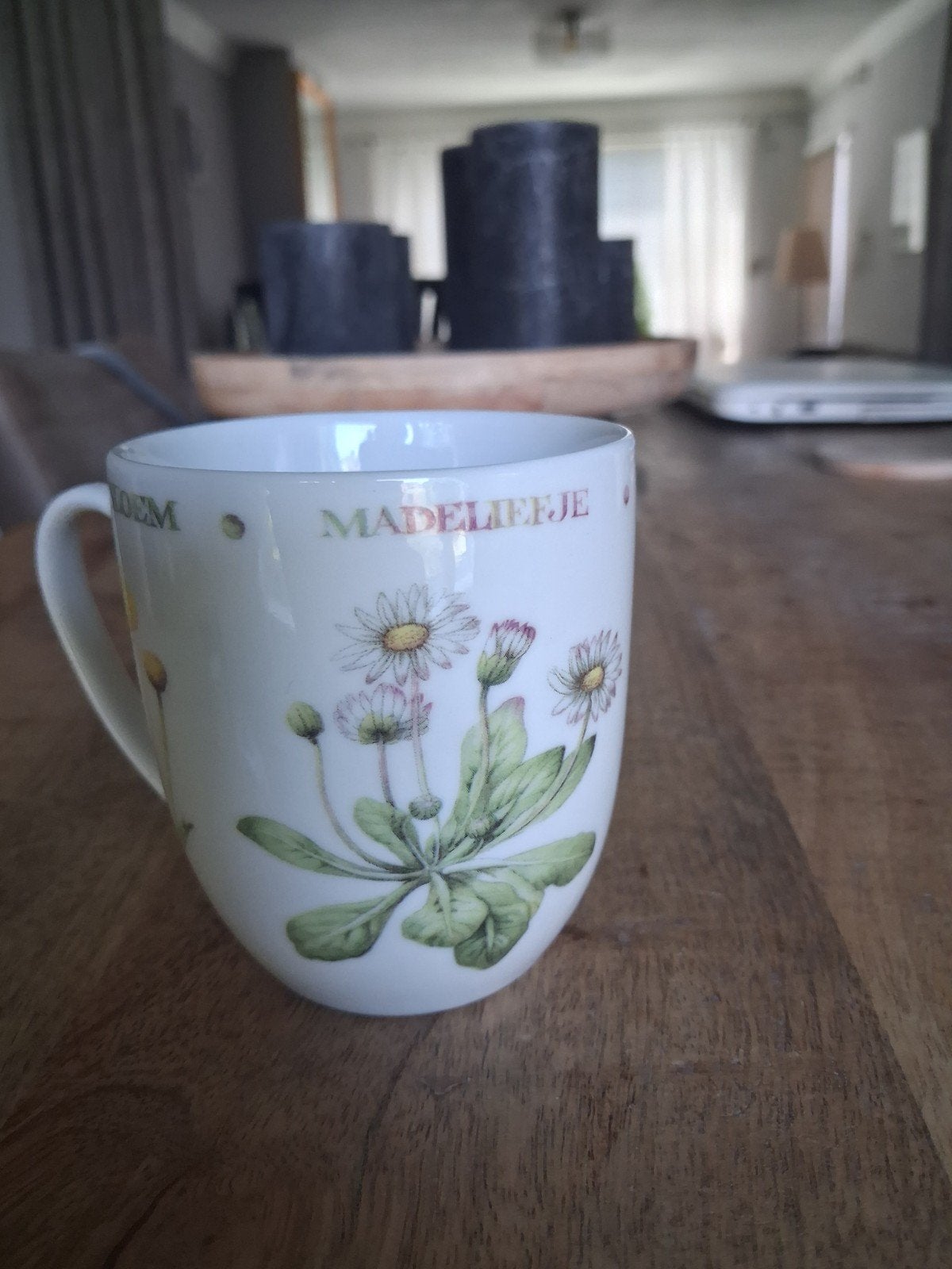 Marjolein Bastin 'Wildflowers' Mok - Madeliefje, Ophalen of Verzenden, Porselein, Overige stijlen, Kop(pen) en/of Schotel(s)