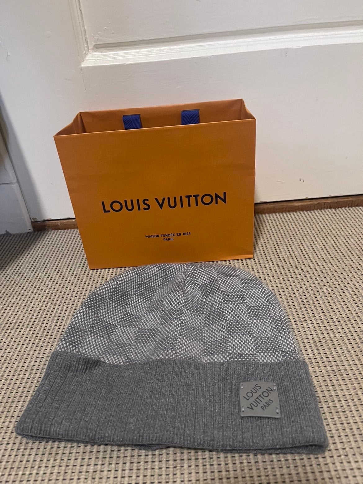 Lv muts, Ophalen of Verzenden, Nieuw, Overige maten, Muts
