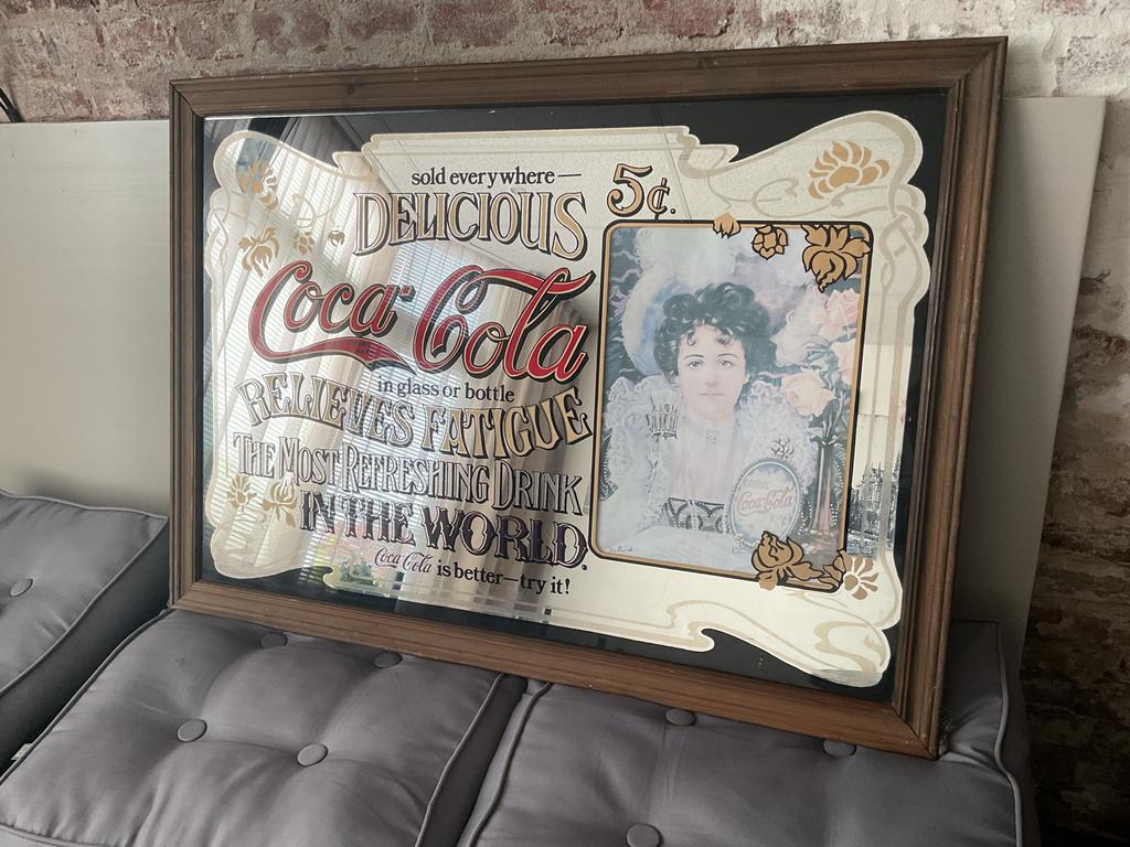 Coca-Cola spiegel met houten lijst, Verzamelen, Ophalen, Zo goed als nieuw, Reclamebord
