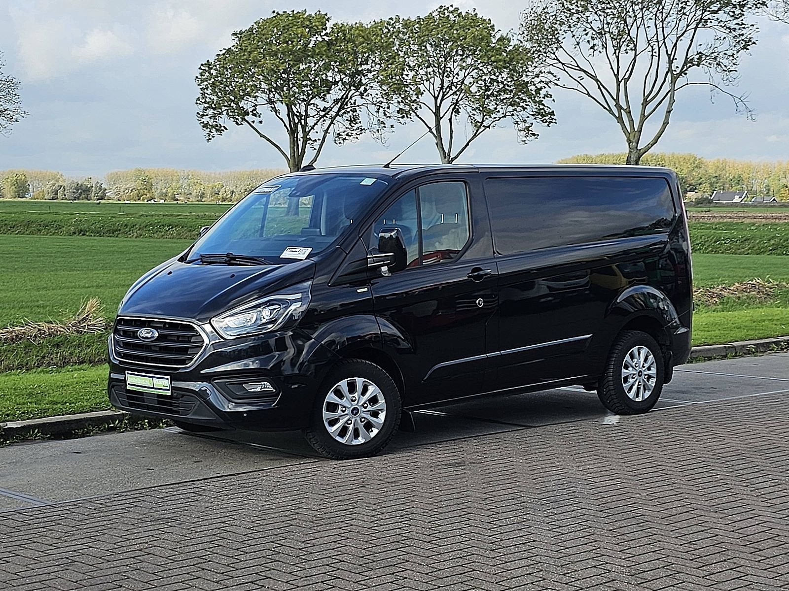 FORD TRANSIT CUSTOM 2.0 l1h1 automaat 170pk!, 2005 kg, Euro 6, 4 cilinders, Zwart