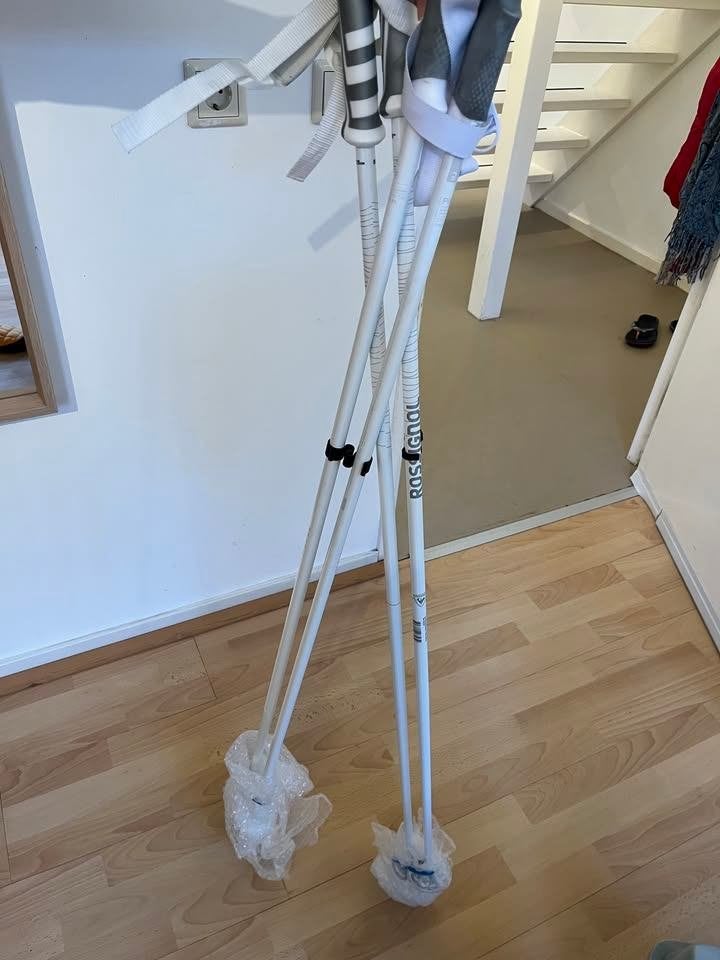 Skistokken, Ophalen, Zo goed als nieuw