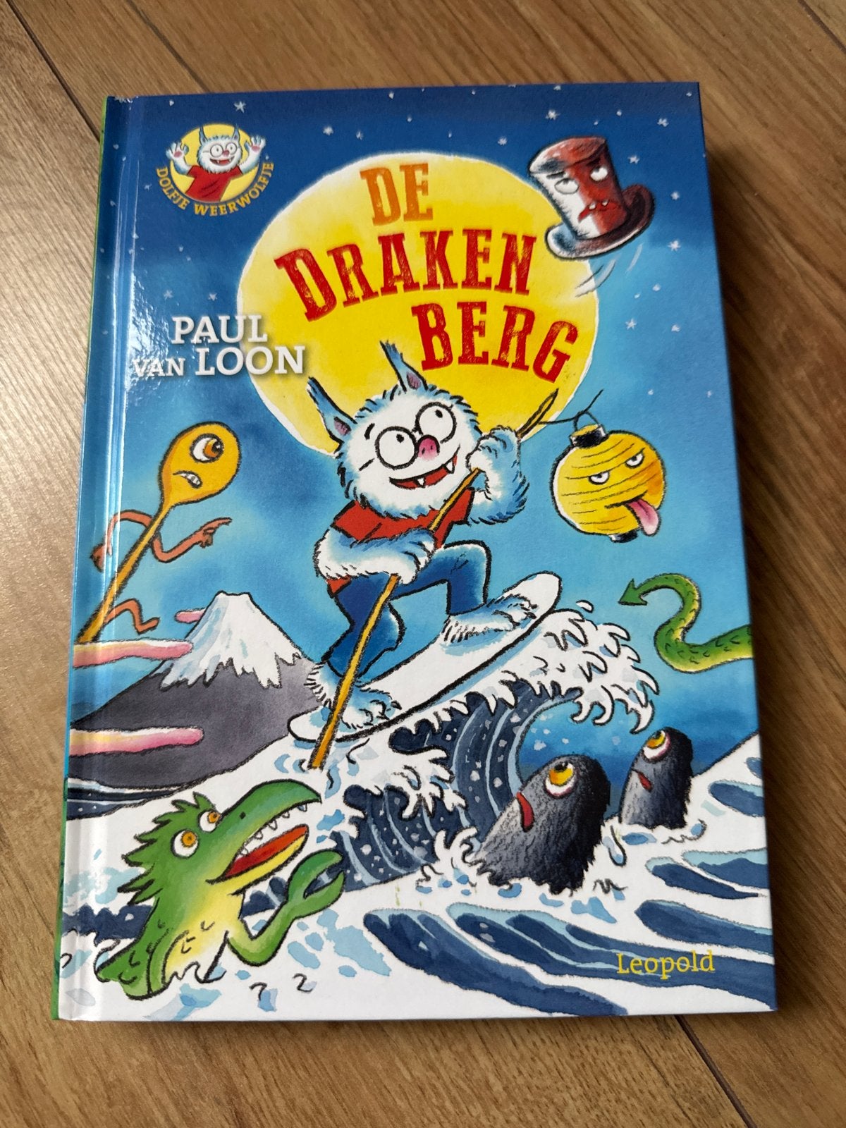 Dolfje Weerwolfje: De Drakenberg - Paul van Loon, Ophalen, Zo goed als nieuw, Fictie algemeen
