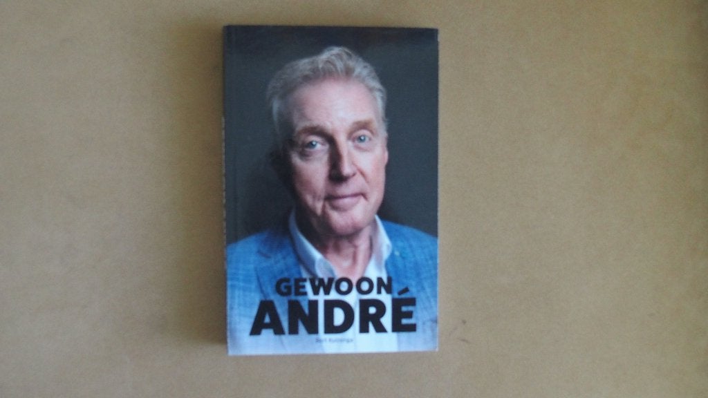 Gewoon Andre (van Duin), Boeken, Ophalen of Verzenden, Zo goed als nieuw, Bert Kruizinga, Film, Tv en Media