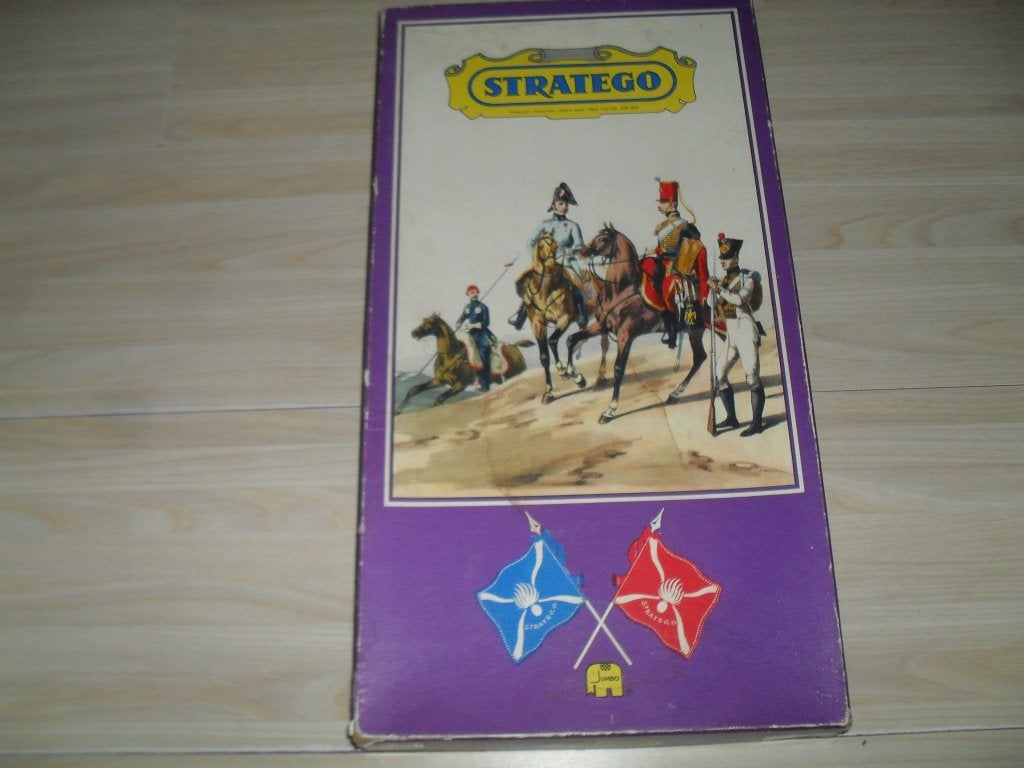Stratego grote paarse doos, Hobby en Vrije tijd, Gezelschapsspellen | Bordspellen, Een of twee spelers, Ophalen, Gebruikt, Jumbo