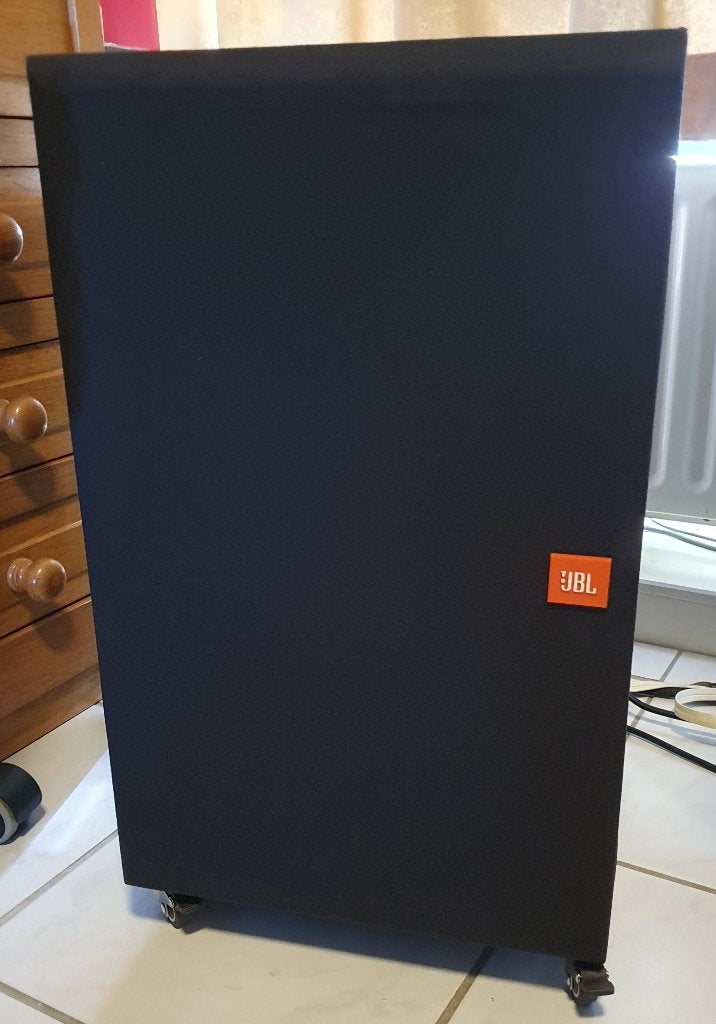 JBL aktieve subwoofer 12", 150 watt., Ophalen, AUX-ingang, Zo goed als nieuw, 120 tot 150 watt