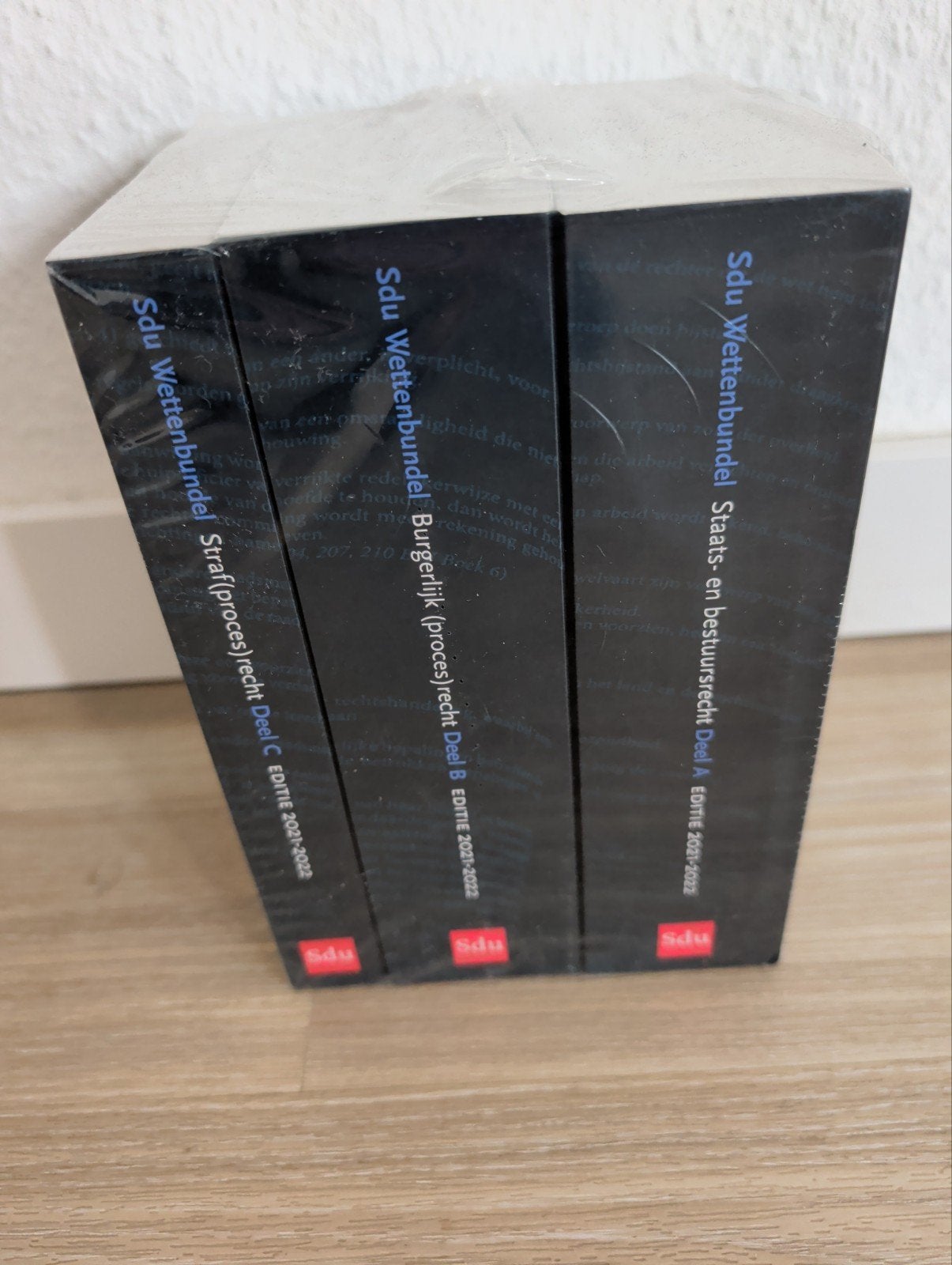 NIEUW! SDU Wettenbundel Compleet 3 Delen Wetboek 2021-2022, Nieuw, Ophalen of Verzenden, Overige uitgevers, Nederlands
