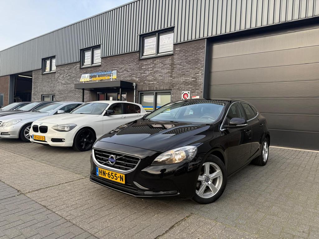 Volvo V40 2.0 D2 Summum Business | 1E EIGENAAR | NAVI | CRUI, Voorwielaandrijving, Stof, Gebruikt, 4 cilinders