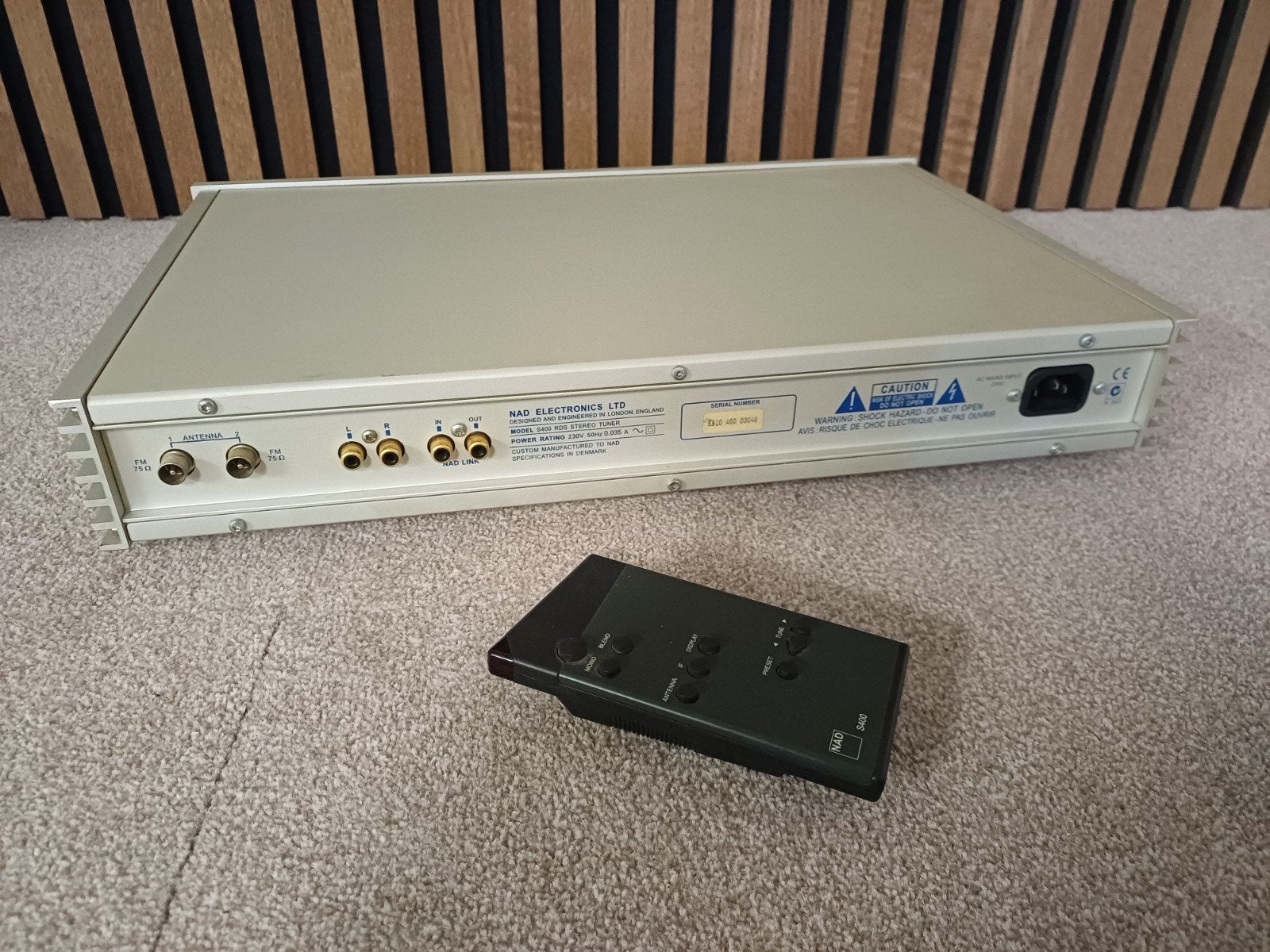 Foto 8 van NAD S400 RDS Stereo Tuner - Hoogwaardige Radio-ontvanger