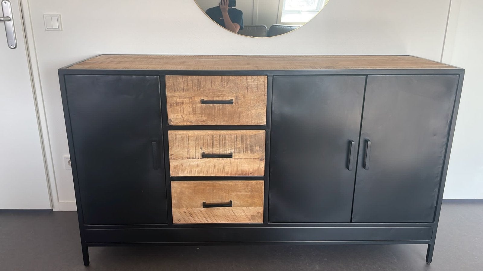 Dressoir Kirby 180 cm - Mango Hout & Metaal, Huis en Inrichting, Kasten | Dressoirs, Ophalen, 150 tot 200 cm, Zo goed als nieuw
