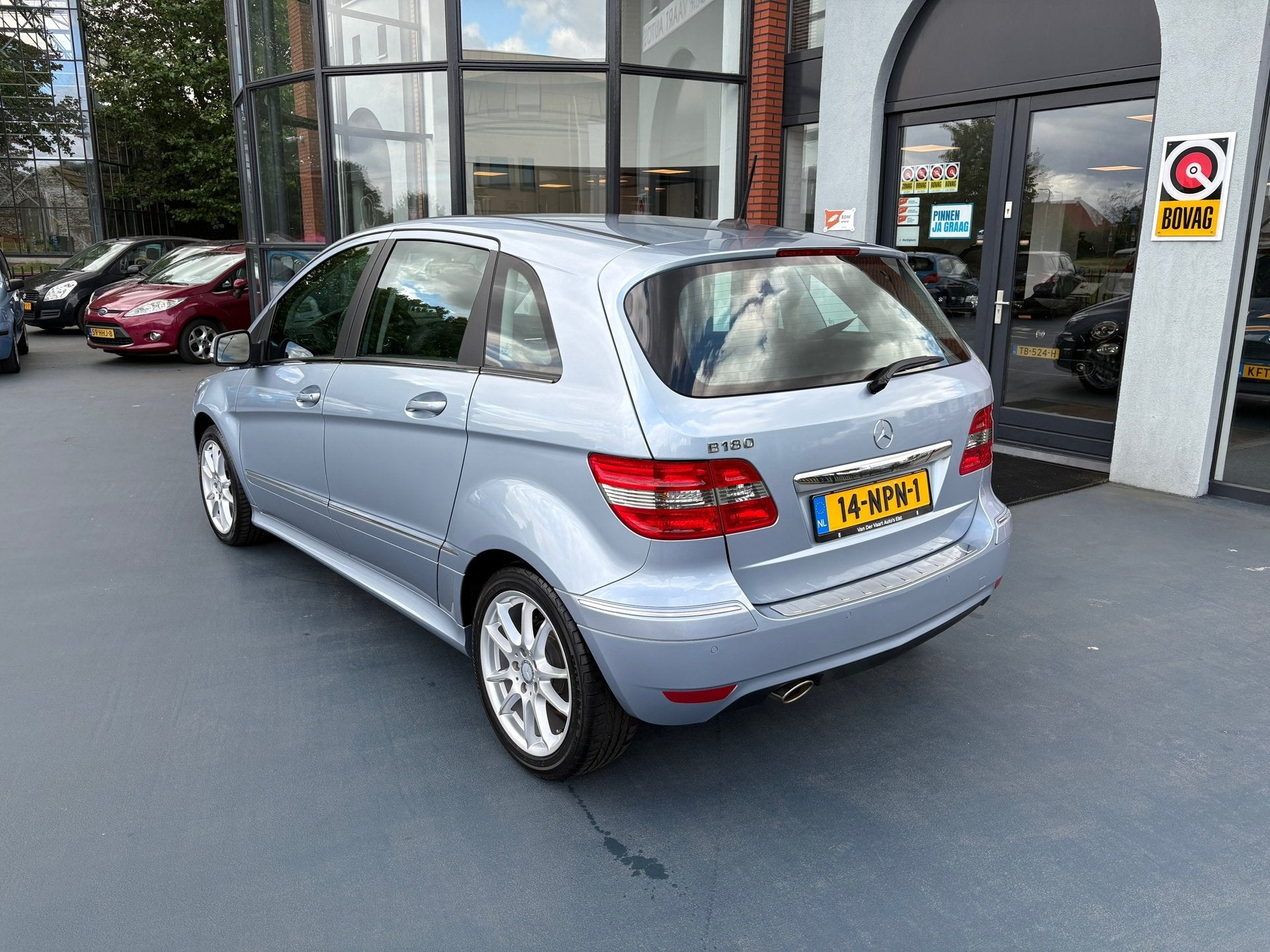 Mercedes-Benz B-klasse 180 Business Class AUTOMAAT AIRCO, Auto's, Euro 5, Gebruikt, 4 cilinders, Blauw