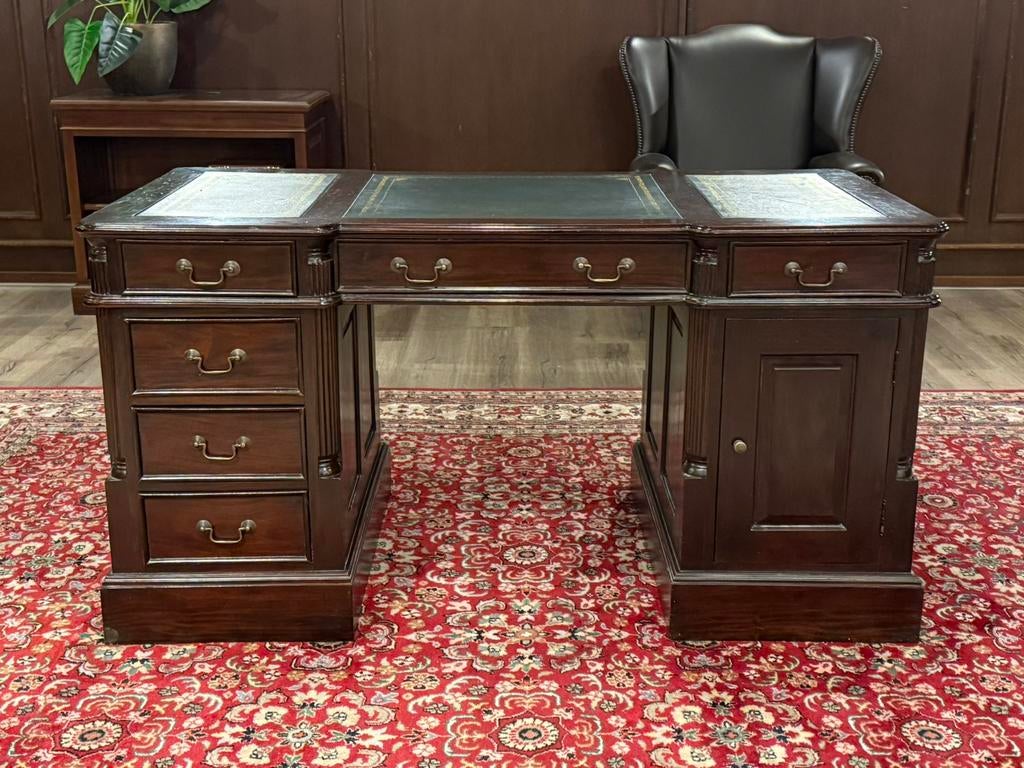 Klassiek Engels bureau #664, 150 cm, Hout, Bruin, Ophalen of Verzenden