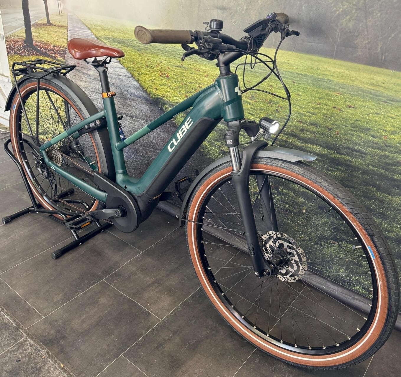 Cube Touring - Elektrische Fiets - Bosch Middenmotor - 625WH, Fietsen en Brommers, Elektrische fietsen, Pending System GmbH & Co. KG