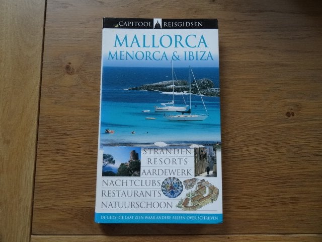 capitool reisgids Malorca, Menorca en Ibiza, Capitool, Europa, Ophalen of Verzenden, Zo goed als nieuw