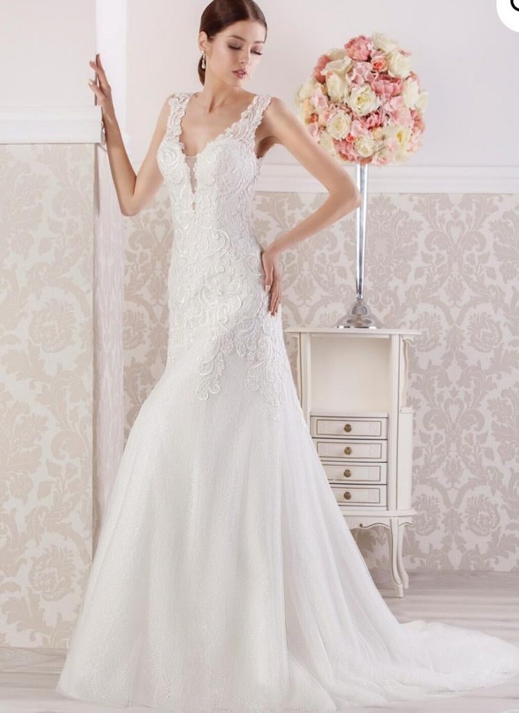 Mooie kanten fit and flare trouwjurk Jarice maat 38 40, Ophalen of Verzenden, Zo goed als nieuw, Wit, Trouwjurk