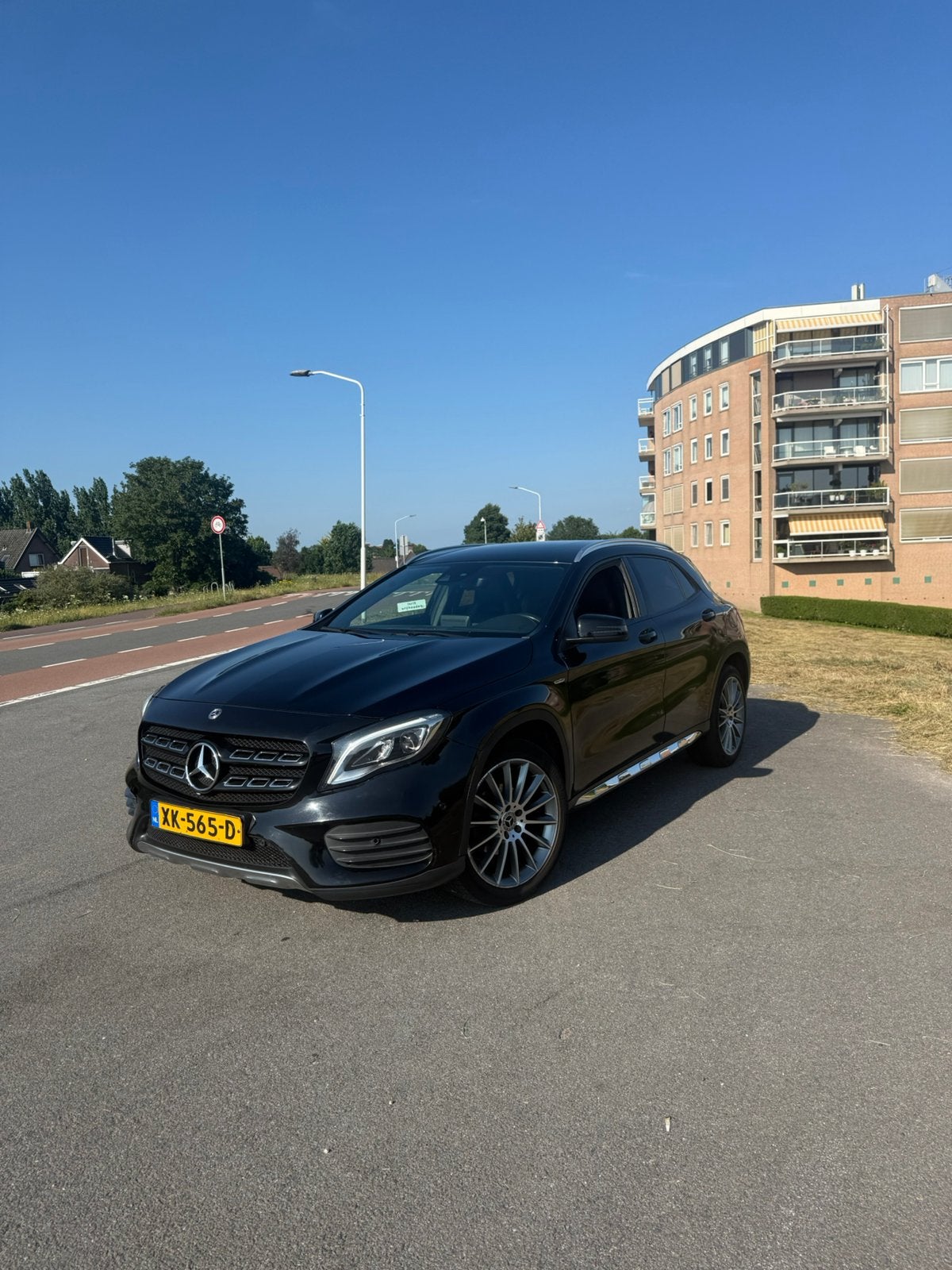 Mercedes-Benz GLA Gla180 1.6 90KW Aut7 2018 Zwart, Auto's, 4 cilinders, 715 kg, 1595 cc, 1335 kg